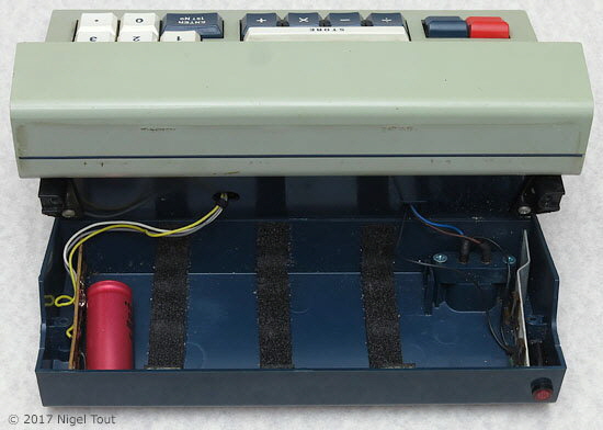 ANITA 1011B batteries replaced with capacitor ANITA 1011B batteries replaced with capacitor