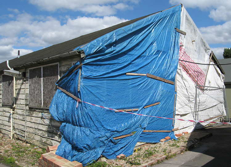Hut 6