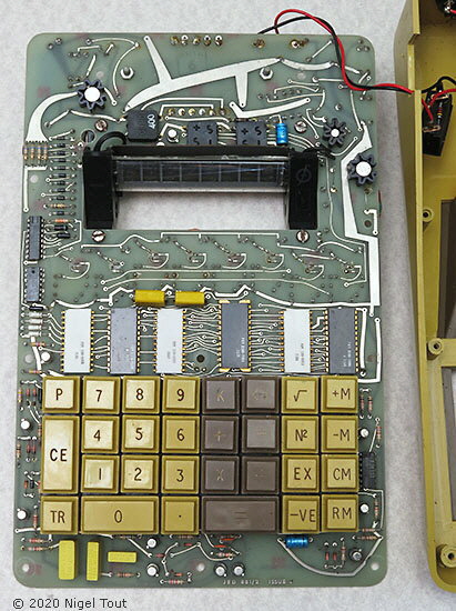 Data Devices Brock 880/1 inside