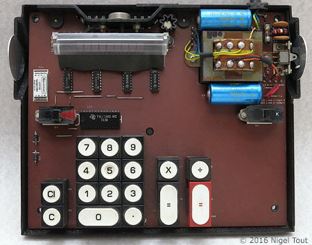Circuit board of Advance/Wireless World calculator