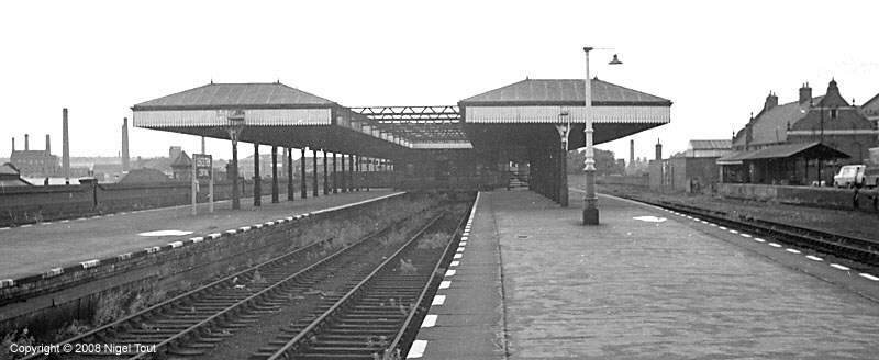 Leicester Central station, platforms Leicester Central station, platforms