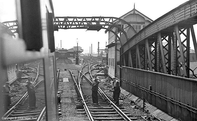 Entering Leicester Central station Entering Leicester Central station