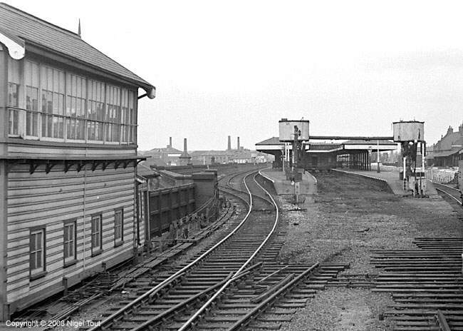 Departing southwards from Leicester Central with the south signal box ...
