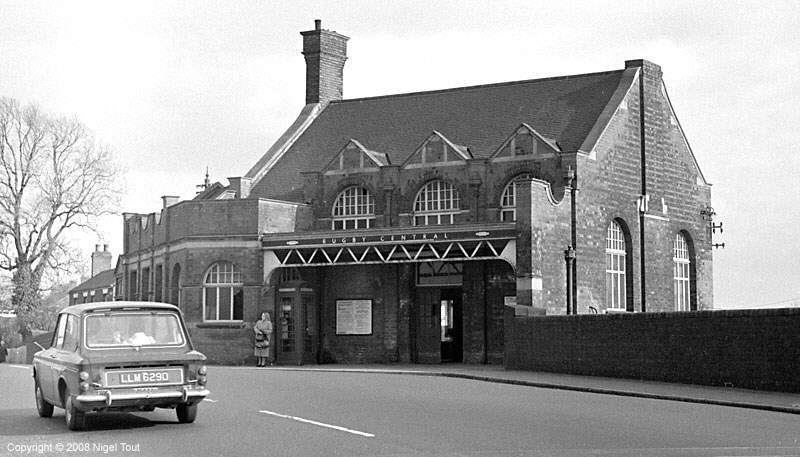 Rugby Central station entrance Rugby Central station entrance