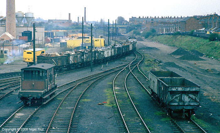 Class 25 diesel locomotive shunting scrap sidings at Leicester GCR goods yard