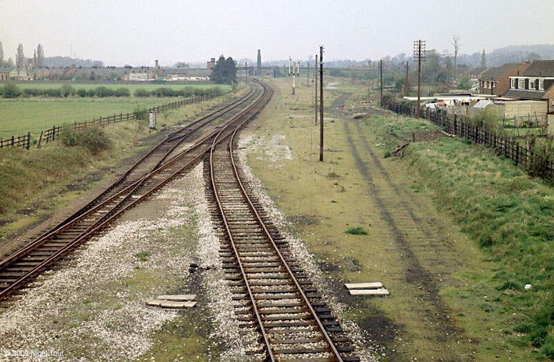 Ruddington, from "50 steps bridge" looking nth Ruddington, from "50 steps bridge" looking nth
