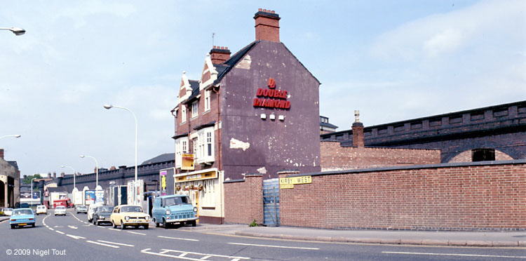 Leicester GCR viaduct, West End Inn (Pump & Tap), Dunns Lane 