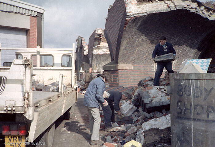 Retrieving bricks during the demolition of the ex-Great Central Railway north viaduct, Leicester Retrieving bricks during the demolition of the ex-Great Central Railway north viaduct, Leicester