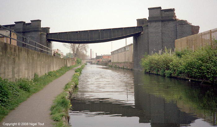 Demolition of the ex-Great Central Railway bridge over Grand Union Canal, Leicester Demolition of the ex-Great Central Railway bridge over Grand Union Canal, Leicester