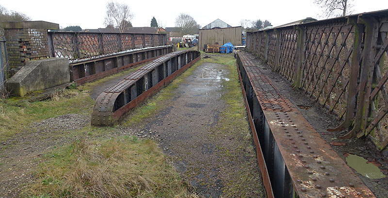 GCR bridge over Grand Union Canal, Loughborough GCR bridge over Grand Union Canal, Loughborough