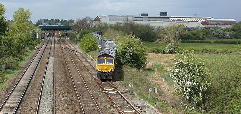 Gypsum train empties from Hotchley Hill at Loughborough Gypsum train empties from Hotchley Hill at Loughborough