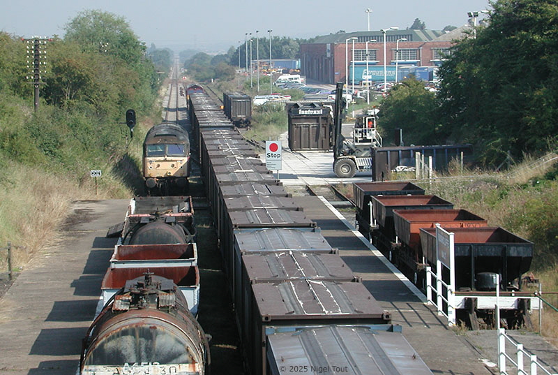 Unloading gypsum train