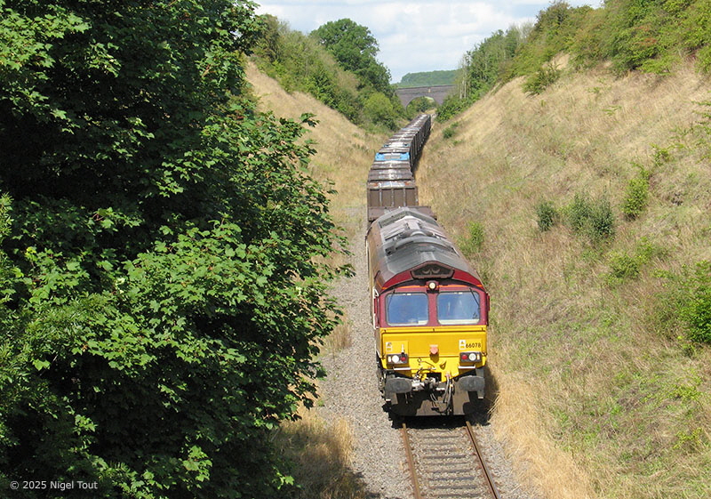 66078 with Gypsum empties, Stanford