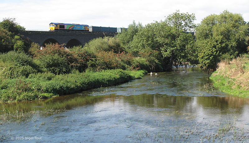66720 gypsum empties River Soar
